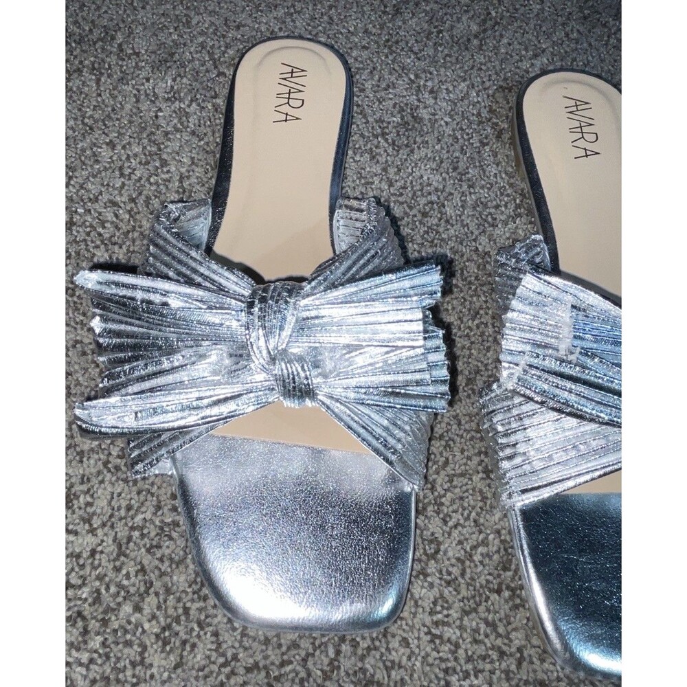 AVARA WOMEN'S Ariel Silver Knot Sandals Size 11